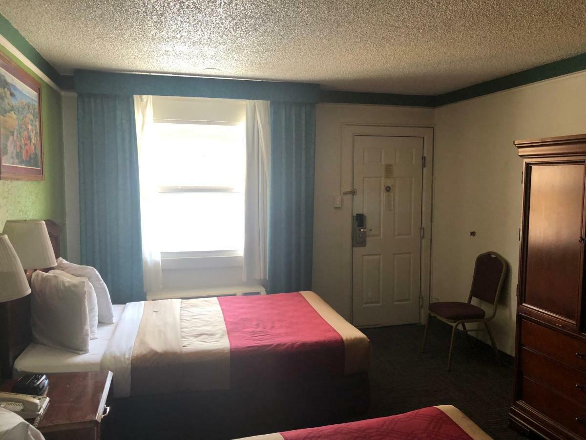 Americas Best Value Inn Denver Eksteriør bilde